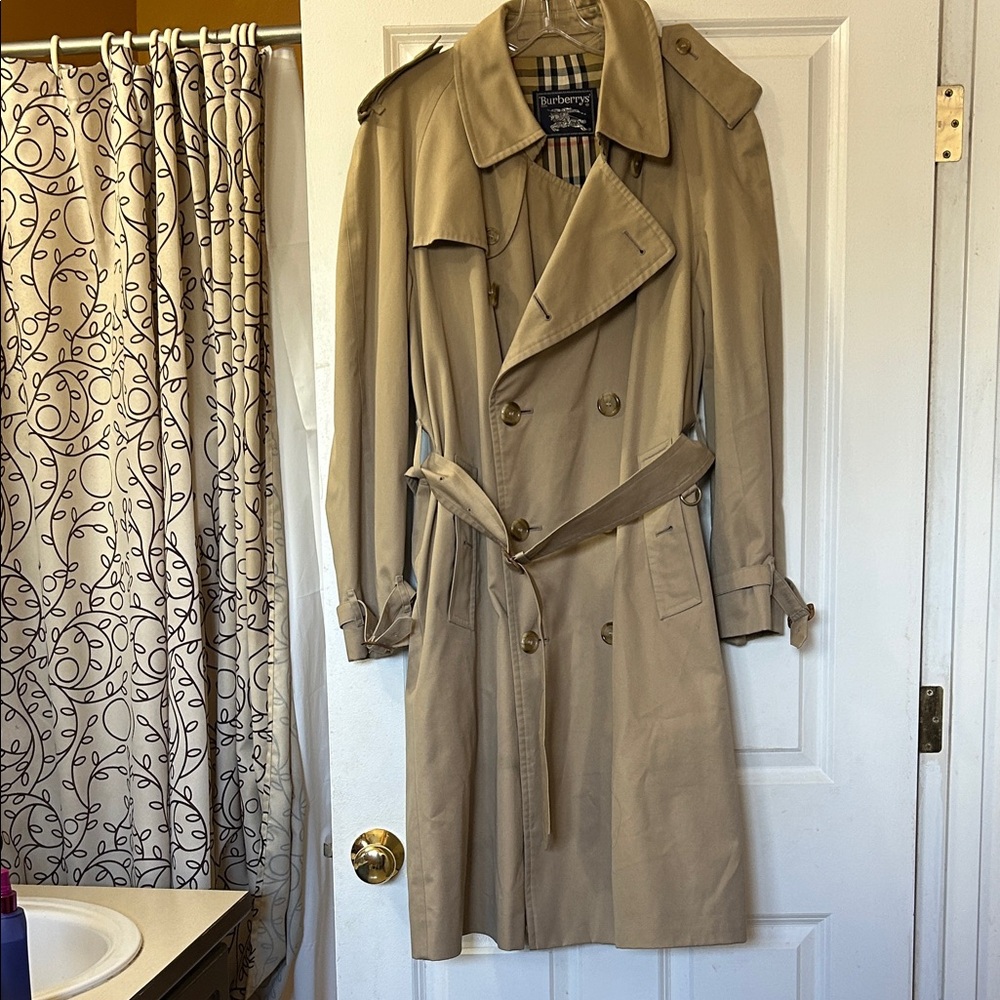 Burberry Men's Beige Trench Coat